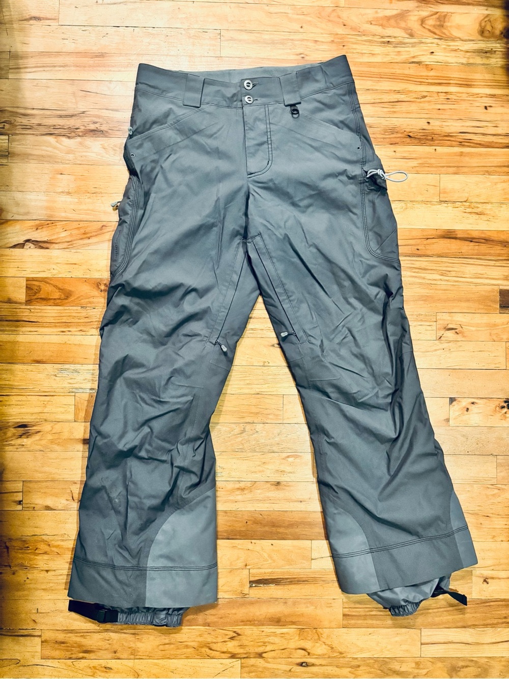 Patagonia Men’s Snow (Ski / Snowboard) Pants, slate gray, great condition - Picture 1 of 9